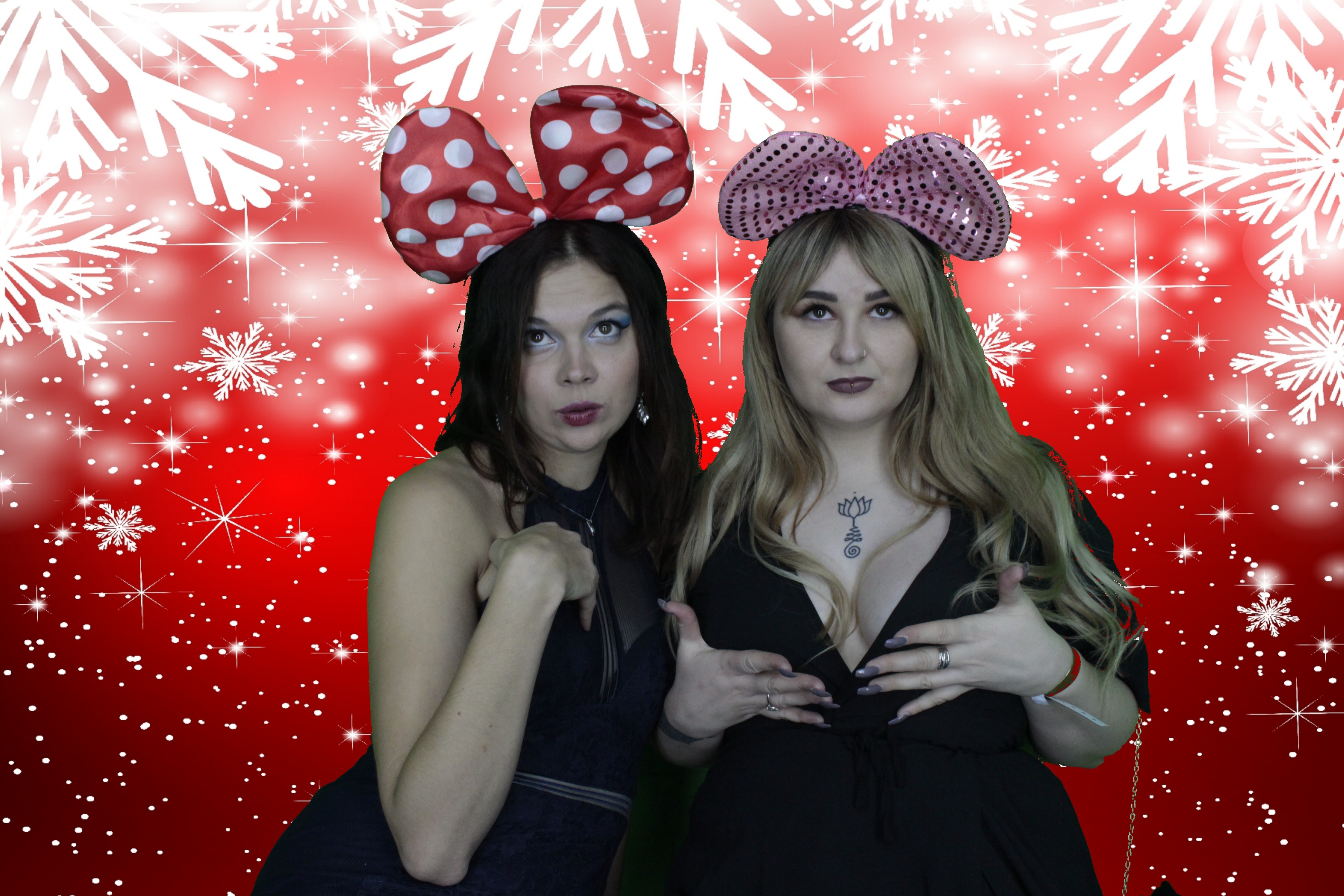 Domestic and General Christmas Party 2019 | View more photos from the event at gallery.myphotoboothexperience.co.uk/u/MyPhotoBoothExperienceLtd/Domestic-and-General-Christmas-Party-2019